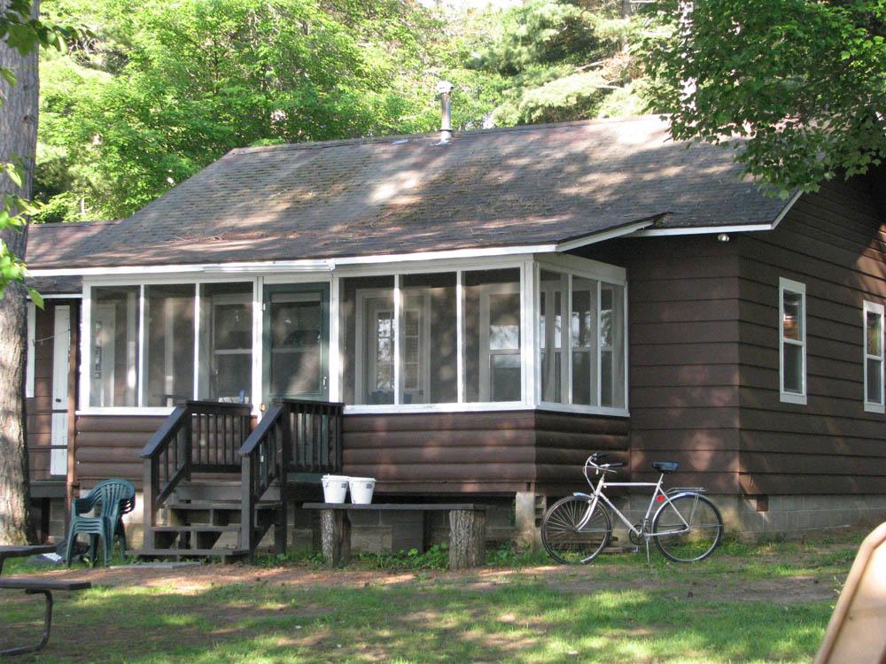 Trout Cabin Outside - plumwatersresort.com